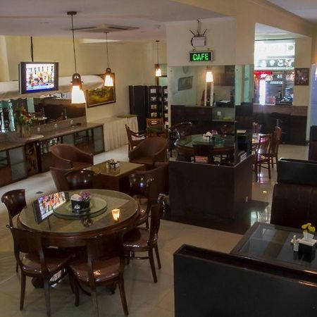 Hotel House Of Arsonia Tulip Dżakarta Zewnętrze zdjęcie