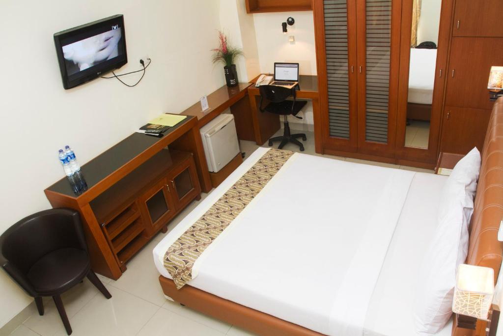 Hotel House Of Arsonia Tulip Dżakarta Pokój zdjęcie